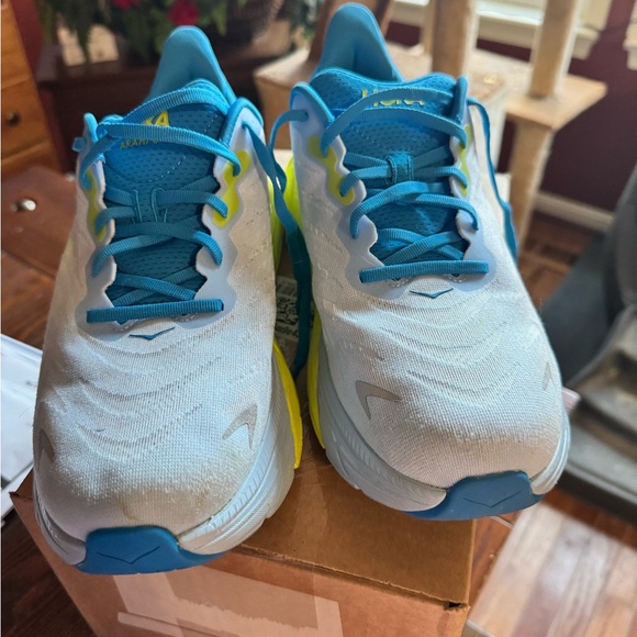 Hoka Arahi 6 - Picture 9 of 9